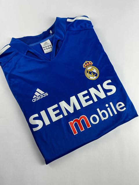 2004-05 Real Madrid football shirt made by adidas size medium