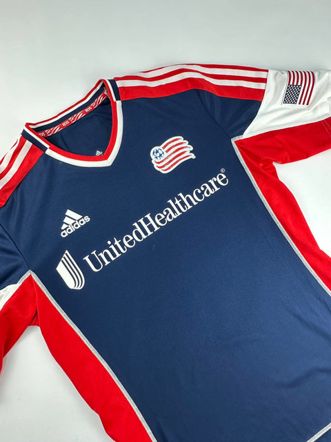 2012-13 New england Revolution football shirt made by Adidas size Medium