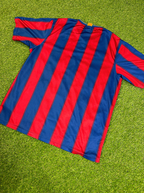 2009-10 Barcelona football shirt made by Nike sized Large