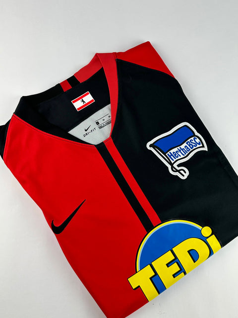 2019-20 Hertha Berlin football shirt made by Nike sized XL