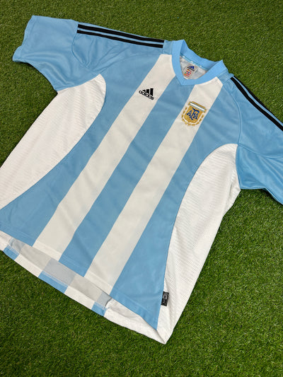 2002-04 Argentina Football Shirt made by Adidas sized Large.