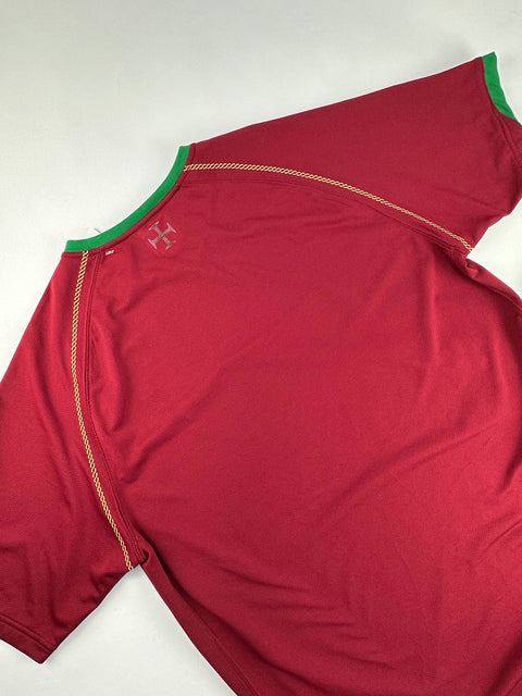 2006-08 Portugal football shirt made by Nike size large