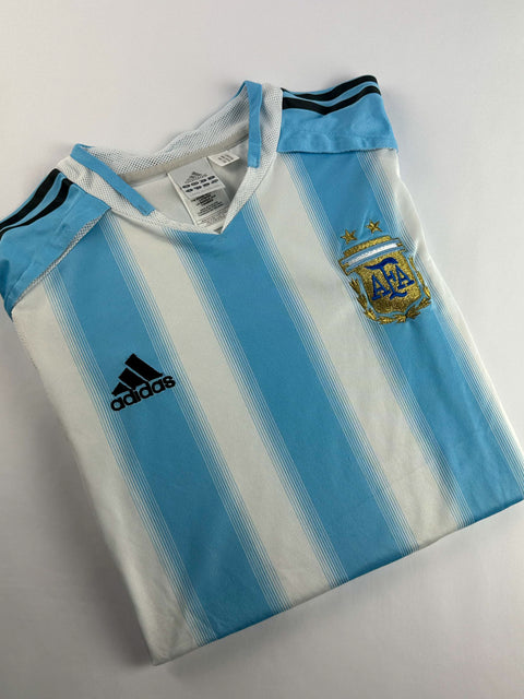 2004-05 Argentina football shirt made by Adidas size large
