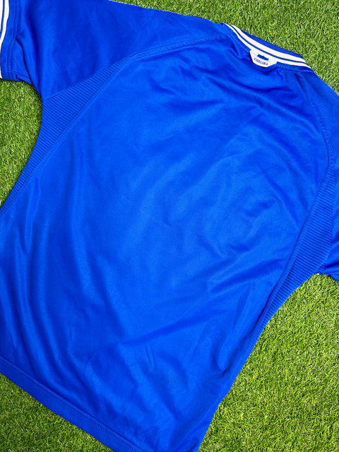 1999-00 Chelsea football shirt made by Umbro size Medium