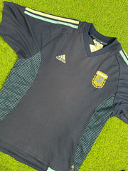 2002-04 Argentina football shirt made by Adidas size Large