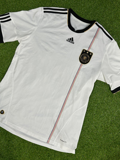 2010-11 Germany football shirt made by Adidas size XL