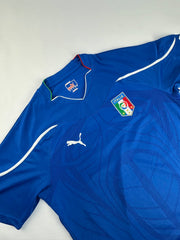 2010-12 Italy Football Shirt made by Puma size Large