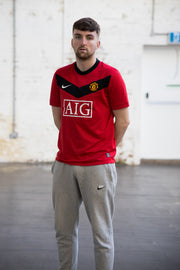 2009-10 Manchester United shirt made by Nike