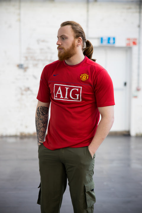 2009-10 Manchester United training jersey made by Nike